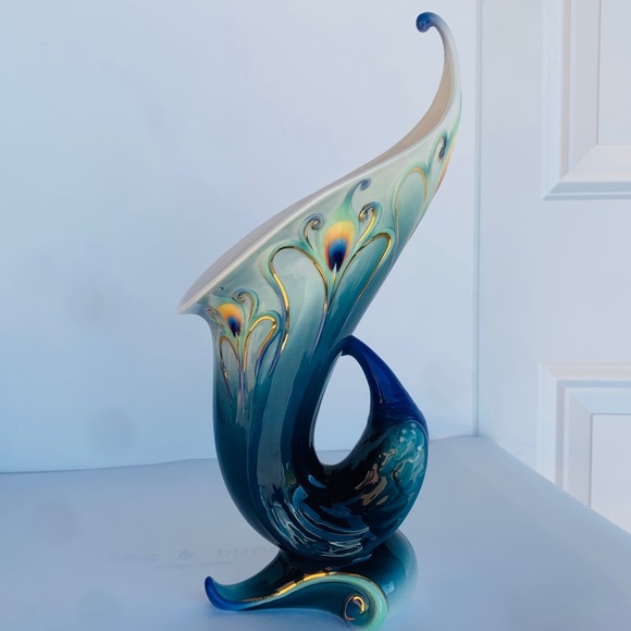 kathy ireland Accents Vintage Franz Porcelain Peacock Splendor Vase